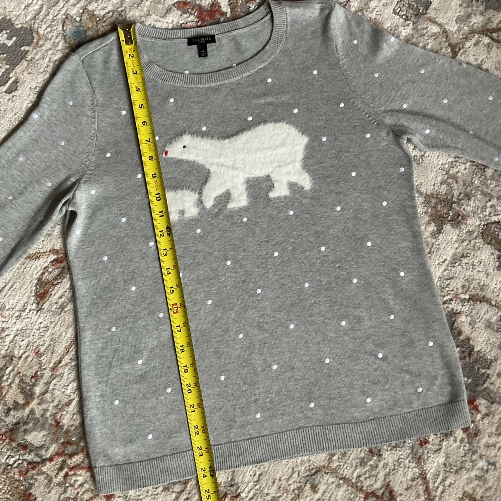 Talbots Gray Sweater with Polar Bear Design - Picture 5 of 6